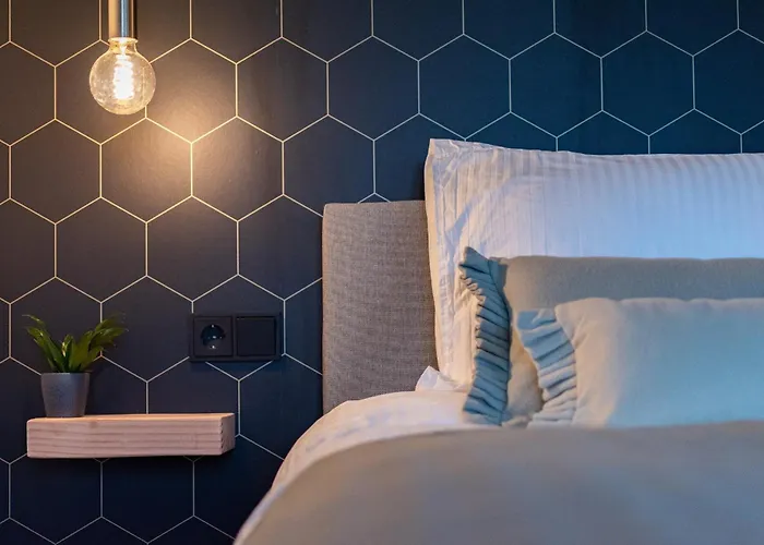 Buitengeluk 3* Kapel-Avezaath